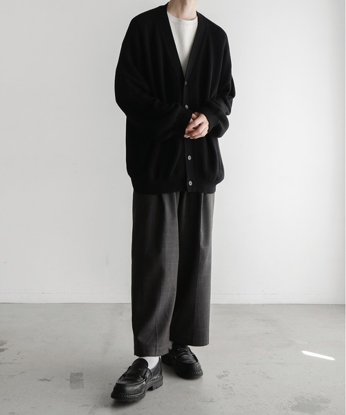 remer(リメール)の「loose basic cardigan/ルーズベーシックカーディガン(カーディガン/ボレロ・メンズ・ブラック/ダークブルー/グレイッシュベージュ・SMALL/MEDIUM/LARGE)」の6枚目の写真