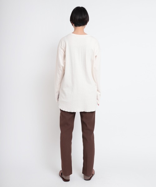 Audition(オーディション)の「M1726 オーガニック接結天竺デザインスリーブプルオーバー(Tシャツ/カットソー・レディース・ダークベージュ/ベビーピンク/オフホワイト・MEDIUM)」の4枚目の写真