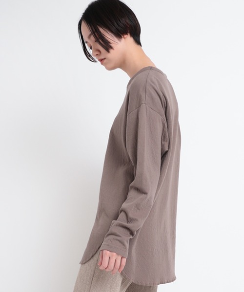 Audition(オーディション)の「M1726 オーガニック接結天竺デザインスリーブプルオーバー(Tシャツ/カットソー・レディース・ダークベージュ/ベビーピンク/オフホワイト・MEDIUM)」の7枚目の写真