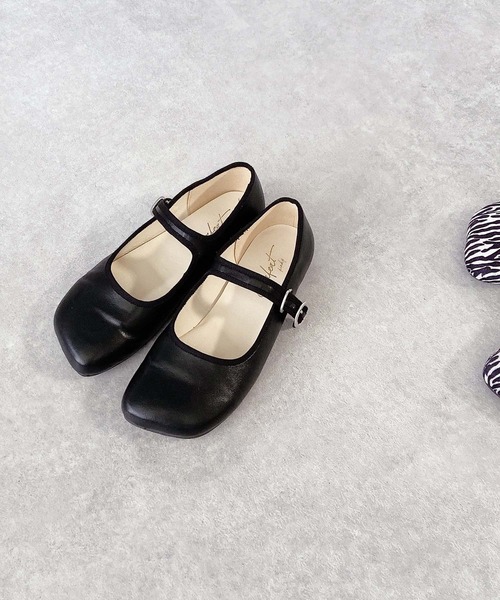 AS KNOW AS PINKY（アズノゥアズピンキー）の「オブリークトゥパンプス（パンプス・レディース・ブラック/ゼブラ/アニマル・M/L）」の2枚目の写真