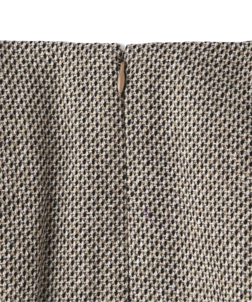 FREE'S MART（フリーズマート）の「【インフルエンサー森下愛里沙さんレコメンド / Sシリーズ対応】◆ツィードチェックナロースカート（スカート・レディース・ホワイト系その他/ベージュ系その他/イエロー系その他・MEDIUM/SMALL）」の18枚目の写真