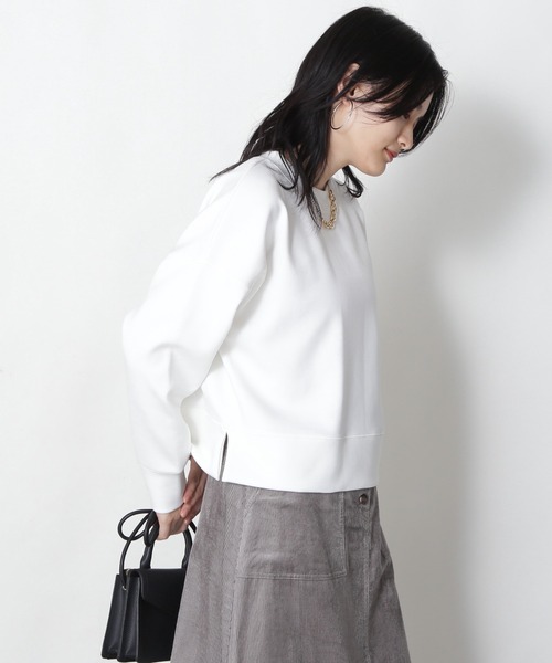 NATURAL BEAUTY BASIC（ナチュラルビューティーベーシック）の「ダンボールプルオーバー（Tシャツ/カットソー・レディース・ベージュ/オフホワイト/ブルー・MEDIUM）」の14枚目の写真
