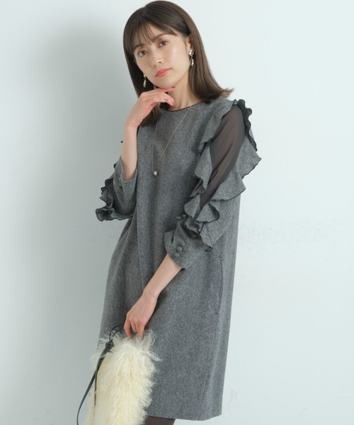 Apuweiser-riche（アプワイザーリッシェ）の「ラッフルスリーブミニ