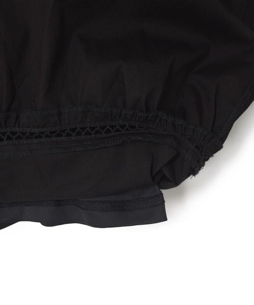 w closet（ダブルクローゼット）の「タック&レースティアードスカート（スカート・レディース・オフホワイト/ブラック・FREE）」の3枚目の写真