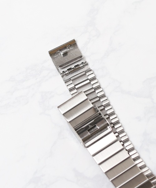 CASIO(カシオ)の「/CASIO(カシオ)/Vintage collection Front buttons SV 海外モデル(デジタル腕時計・メンズ・シルバー・FREE)」の4枚目の写真