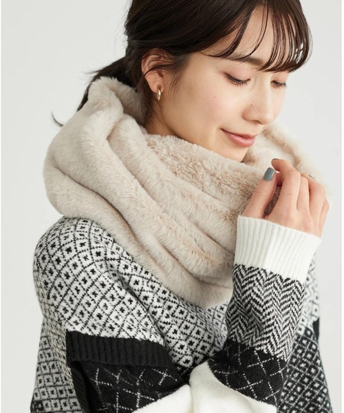 Green　Parks（グリーンパークス）の「・ボリュームツイストスヌード＊（ネックウォーマー/スヌード・レディース・ブラック/グレー/モカ/ライトベージュ・FREE）」の4枚目の写真