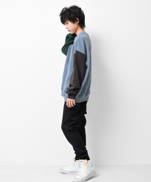 RAT EFFECT（ラットエフェクト）の「【裏起毛】アーチロゴ刺繍トレーナー（スウェット・キッズ・ダークグリーン/チャコールグレー/ブラック/ライトグレー/ライトブルー・120/130/140/150/160/170）」の11枚目の写真