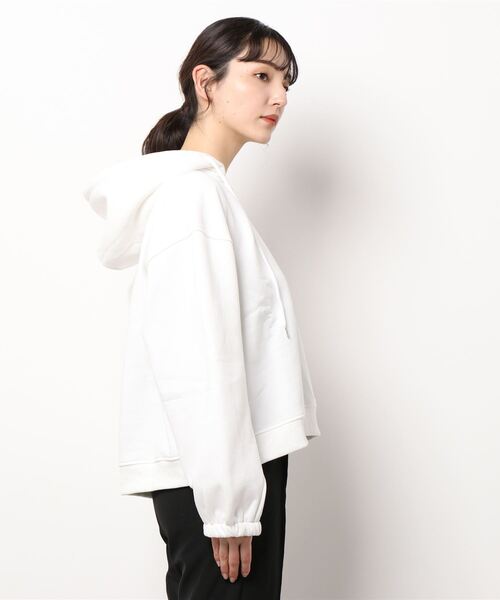 JUMELLE（ジュメロ）の「JMLロゴ刺繍フーディ（スウェット・レディース・ホワイト/ベージュ・FREE）」の9枚目の写真