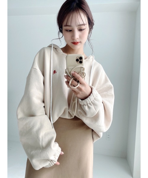 JUMELLE（ジュメロ）の「JMLロゴ刺繍フーディ（スウェット・レディース・ホワイト/ベージュ・FREE）」の6枚目の写真