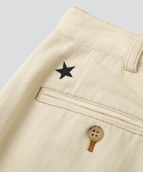 CONVERSE TOKYO（コンバーストウキョウ）の「デニムスラックスパンツ（デニムパンツ・メンズ・オフホワイト/インディゴブルー・LARGE/MEDIUM）」の12枚目の写真