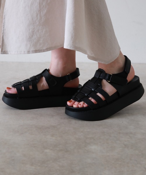 Cheek（チーク）の「ボリュームソールグルカサンダル（サンダル・レディース・ブラック/アイボリー・SMALL/MEDIUM/LARGE）」の8枚目の写真