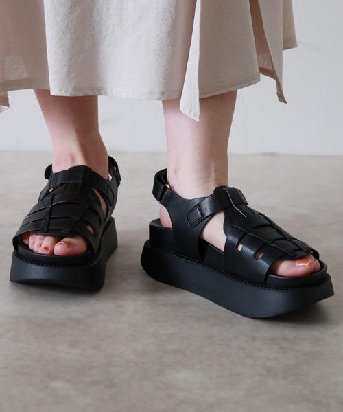 Cheek（チーク）の「ボリュームソールグルカサンダル（サンダル・レディース・ブラック/アイボリー・SMALL/MEDIUM/LARGE）」の9枚目の写真