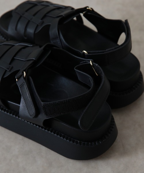 Cheek（チーク）の「ボリュームソールグルカサンダル（サンダル・レディース・ブラック/アイボリー・SMALL/MEDIUM/LARGE）」の18枚目の写真