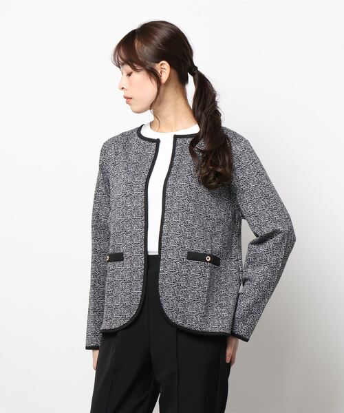 BELLUNA PLUS(ベルーナ)の「BELLUNA FORMAL 洗えるツイード調ジャケット(ノーカラージャケット・レディース・ブラック系/ネイビー系・MEDIUM/LARGE/X-LARGE)」の10枚目の写真