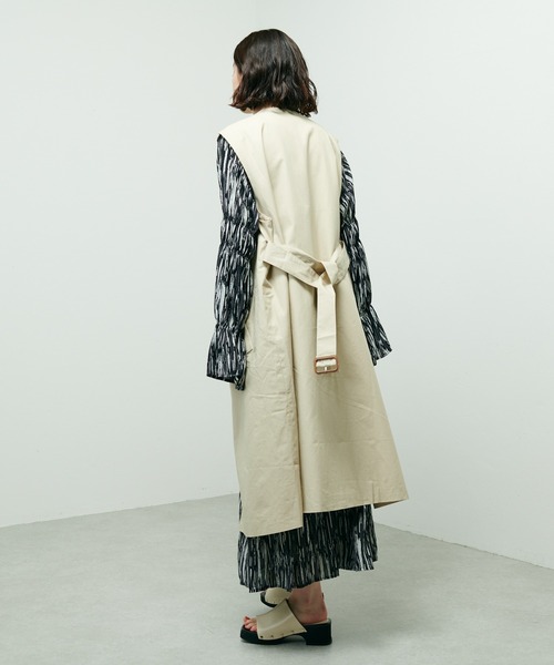 Lui's（ルイス）の「マルチWAYトレンチコート（トレンチコート・レディース・ベージュ/サックスブルー・FREE）」の19枚目の写真