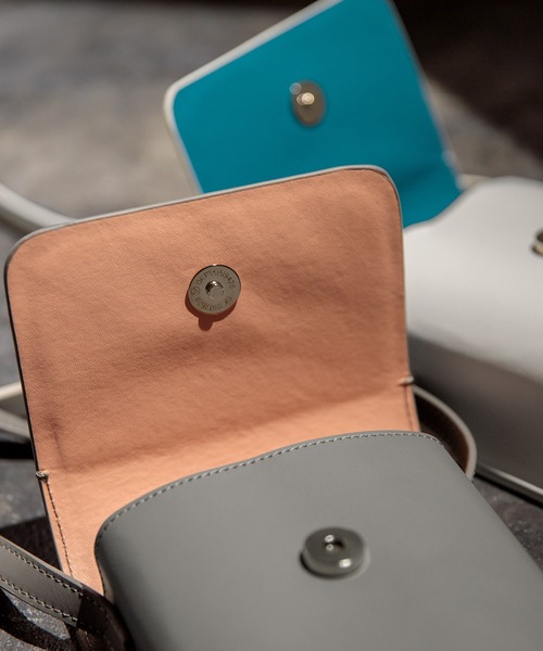 Adoon plain（アドーンプレーン）の「【Adoon plain】ショルダーバッグ（ショルダーバッグ・メンズ・ホワイト/ブラック/グレー・FREE）」の5枚目の写真