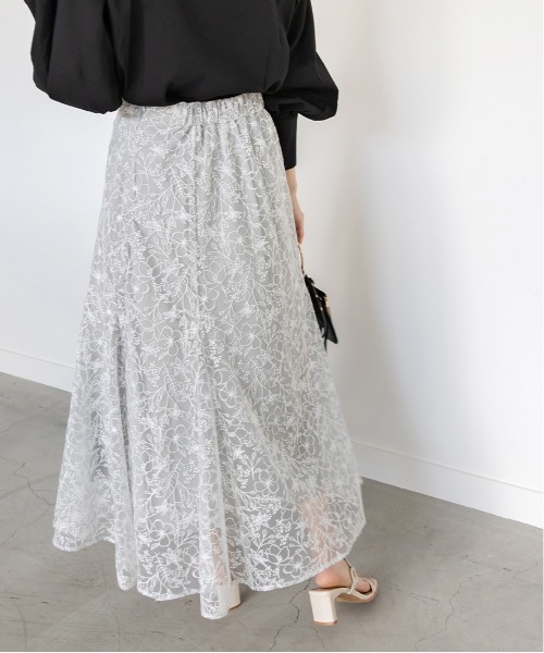 RANDA（ランダ）の「オリジナルフラワー刺繍スカート（スカート・レディース・ブラウン/ピンク/ブルー・1/0）」の7枚目の写真