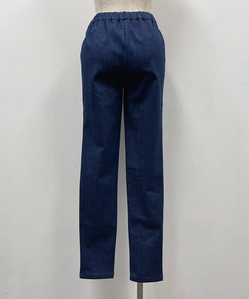 PICCIN(ピッチン)の「センタースリットストレッチデニムパンツ(デニムパンツ・レディース・ネイビー/ブルー・M)」の8枚目の写真