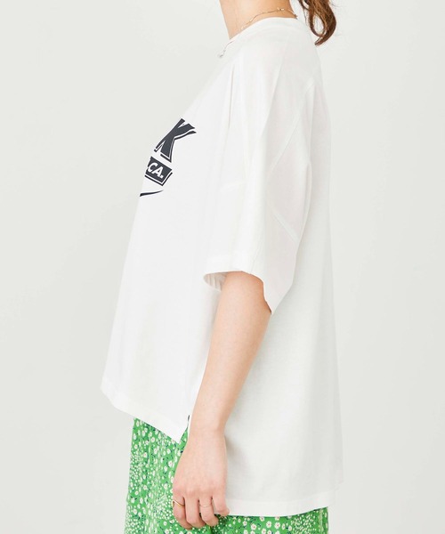 MILKFED.（ミルクフェド）の「DEFORMED LOGO BIG TOP（Tシャツ/カットソー・レディース・ホワイト/ブラック/ライトピンク・ONE SIZE）」の15枚目の写真