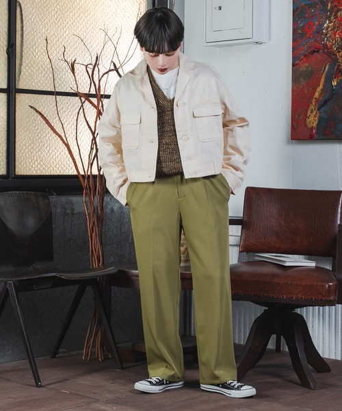 kutir（クティール）の「セットアップ可　ミリタリーショートジャケット（ミリタリージャケット・レディース・アイボリー/チャコールグレー・FREE）」の5枚目の写真