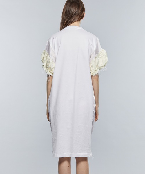 TOGA PULLA(トーガ プルラ)の「【TOGA PULLA/トーガプルラ】キュプラジャージードレス TP21-JH286(ワンピース・レディース・ホワイト/ブラック・36)」の15枚目の写真