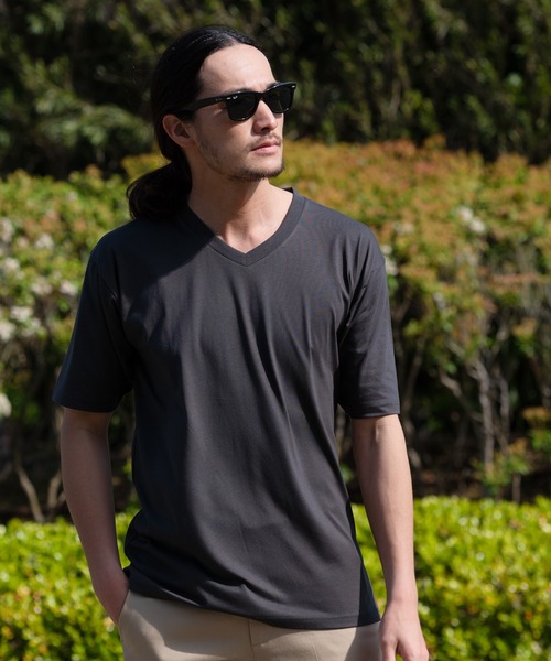 Blue Standard （ブルースタンダード）の「【BLUE STANDARD/ブルースタンダード】汗染みの目立ちにくいTシャツ ゼロステイン　撥水性　UVカット VネックTシャツ（Tシャツ/カットソー・メンズ・ホワイト/チャコールグレー/ブラック/ネイビー/グレー/オリーブ/ブルー/ライトベージュ・SMALL/MEDIUM/LARGE/X-LARGE）」の21枚目の写真