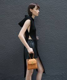 ジオメトリック トップハンドルチェーンリンクバッグ / Geometric Top Handle Chain-Link Bag