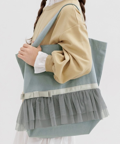 Bee des Bee(ビーデスビー)の「チュールレース&リボン レッスントートバッグ(トートバッグ・キッズ・ブラック/ベージュ/ネイビー/ピンク/ブルーグレー/アイボリー・フリー)」の2枚目の写真