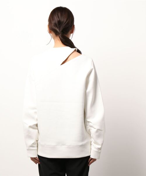 ANOGH（アノフ）の「CUTTING SWEAT PO（スウェット・レディース・ホワイト/バーガンディー・FREE）」の12枚目の写真