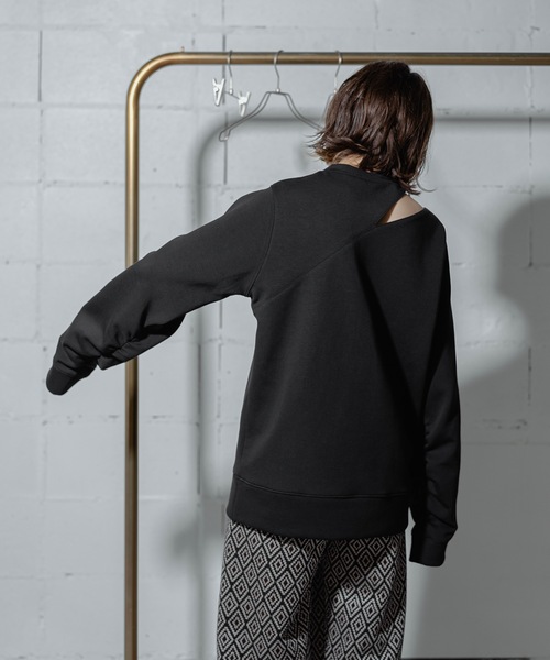 ANOGH（アノフ）の「CUTTING SWEAT PO（スウェット・レディース・ホワイト/バーガンディー・FREE）」の14枚目の写真