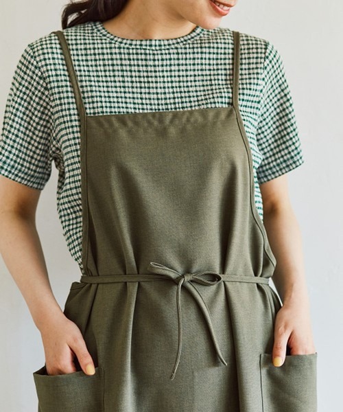 studio CLIP（スタディオクリップ）の「FUFUFU おしゃれカフェエプロン（エプロン・レディース・ベージュ/カーキ・FREE）」の8枚目の写真