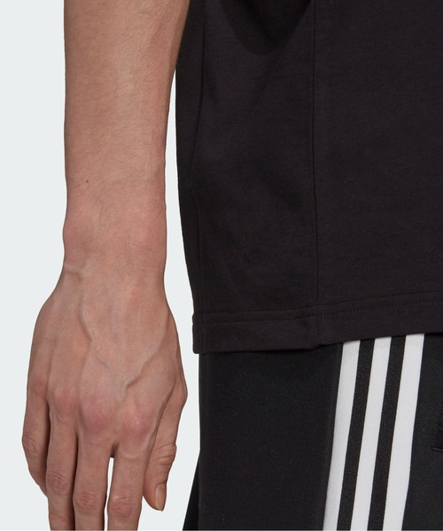 adidas（アディダス）の「アディカラー クラシックス トレフォイル タンクトップ / 夏服 / アディダスオリジナルス（タンクトップ・メンズ・ブラック×ホワイト/ホワイト×ブラック・X-SMALL/LARGE/MEDIUM/SMALL/X-LARGE/XX-LARGE/XXX-LARGE）」の6枚目の写真