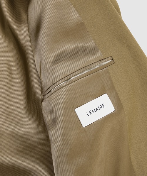 LEMAIRE（ルメール）の「BOXY DB JACKET（テーラードジャケット・メンズ・キャメル・46/48）」の2枚目の写真