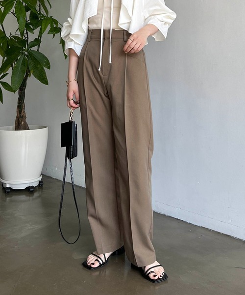 CAPRICIEUX LE'MAGE（カプリシューレマージュ）の「ローウエストスラックスパンツ（スラックス・レディース・ベージュ/ブラウン/グレー/ブラック・38/36）」の7枚目の写真