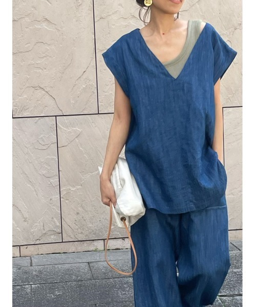 ulu(ウル)の「Linen denim vest(ベスト・レディース・ブルー・FREE)」の1枚目の写真