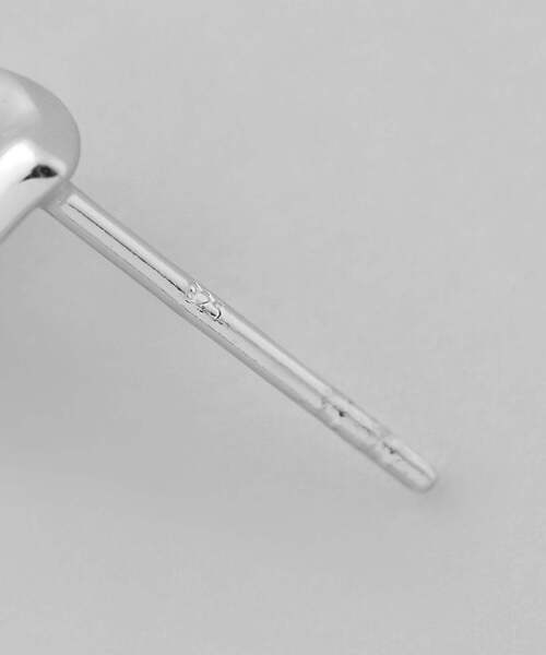 ANEMONE（アネモネ）の「ドロップラインピアス[silver925]（ピアス（両耳用）・レディース・シルバー・FREE）」の3枚目の写真