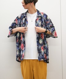 花柄プリーツショートスリーブシャツ