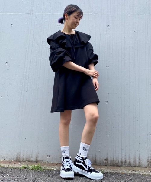 Candy Stripper(キャンディストリッパー)の「VOLUME COLLAR ワンピース(ワンピース・レディース・ブラック/ピンク/ヘザーグレー・2)」の22枚目の写真