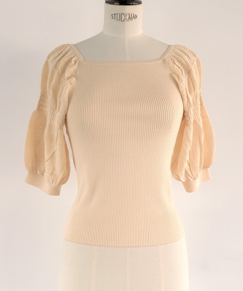 STRAWBERRY-FIELDS(ストロベリーフィールズ)の「リネット ニット・セーター(ニット/セーター・レディース・ブラック/ベージュ・2)」の2枚目の写真