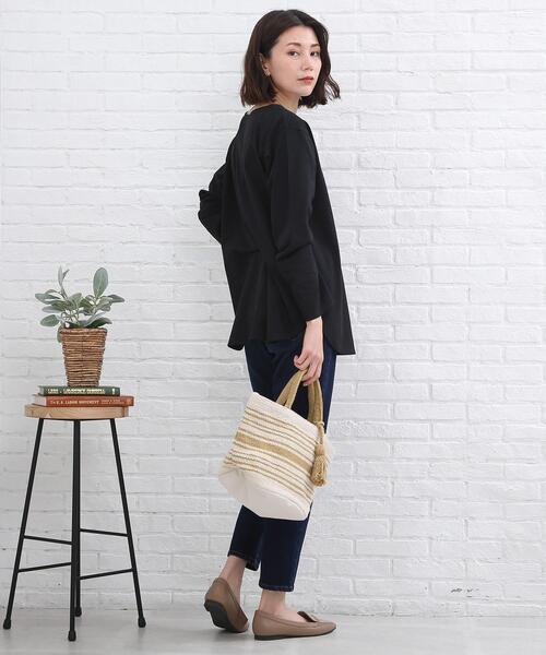 SHOO・LA・RUE（シューラルー）の「◆程よいシルエットでどんなスタイルにもマッチ！デニム テーパードパンツ（デニムパンツ・レディース・ブルー/ダークネイビー・01/02/03/04/05/10）」の6枚目の写真