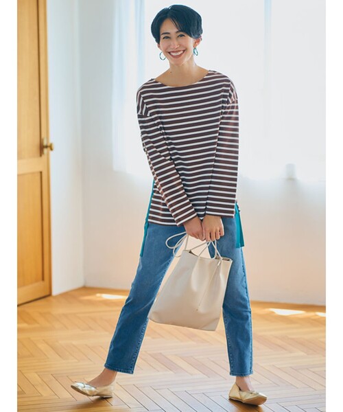 SHOO・LA・RUE（シューラルー）の「◆程よいシルエットでどんなスタイルにもマッチ！デニム テーパードパンツ（デニムパンツ・レディース・ブルー/ダークネイビー・01/02/03/04/05/10）」の18枚目の写真