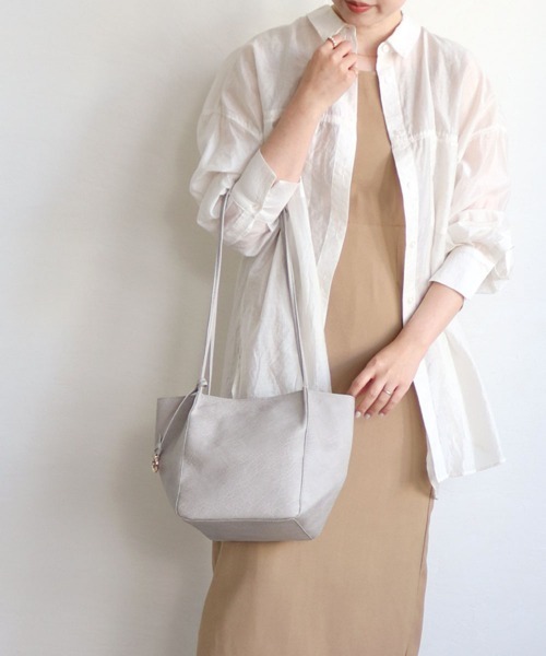 T・S・L（ティーエスエル）の「ロングハンドルトートバッグ（トートバッグ・レディース・ブラック/ブラウン/ボルドー/マスタード/グレイッシュベージュ・FREE）」の3枚目の写真