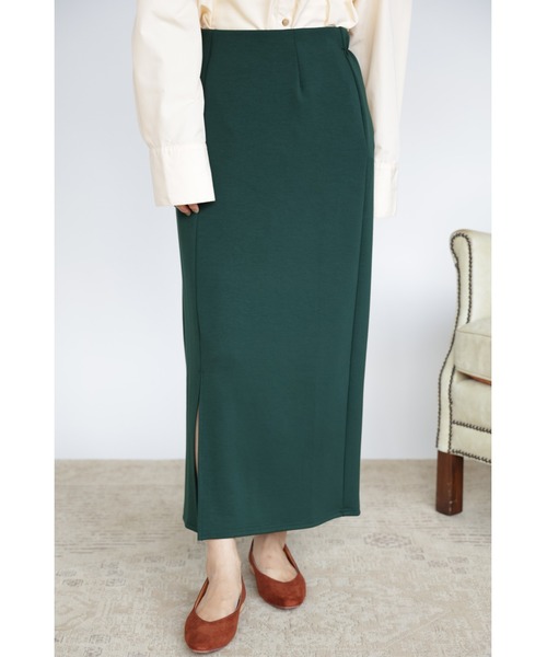 &. NOSTALGIA（アンドドットノスタルジア）の「【ZOZO限定】スムースタッチスリットタイトロングスカート（スカート・レディース・ブラック/パープル/ピンク/オレンジ/グリーン/グレイッシュベージュ/テラコッタ・FREE）」の5枚目の写真