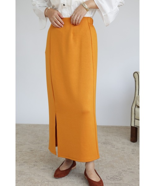 &. NOSTALGIA（アンドドットノスタルジア）の「【ZOZO限定】スムースタッチスリットタイトロングスカート（スカート・レディース・ブラック/パープル/ピンク/オレンジ/グリーン/グレイッシュベージュ/テラコッタ・FREE）」の8枚目の写真