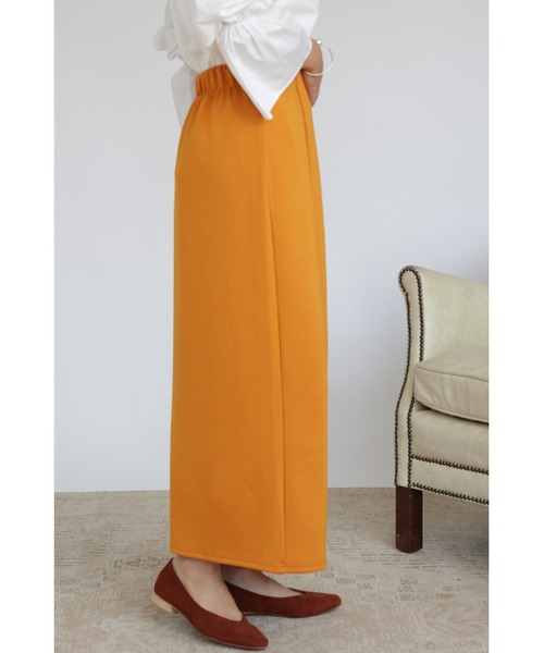 &. NOSTALGIA（アンドドットノスタルジア）の「【ZOZO限定】スムースタッチスリットタイトロングスカート（スカート・レディース・ブラック/パープル/ピンク/オレンジ/グリーン/グレイッシュベージュ/テラコッタ・FREE）」の20枚目の写真