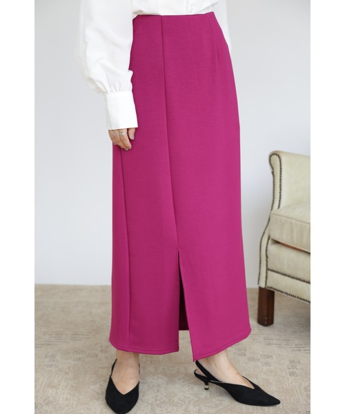 &. NOSTALGIA（アンドドットノスタルジア）の「【ZOZO限定】スムースタッチスリットタイトロングスカート（スカート・レディース・ブラック/パープル/ピンク/オレンジ/グリーン/グレイッシュベージュ/テラコッタ・FREE）」の12枚目の写真