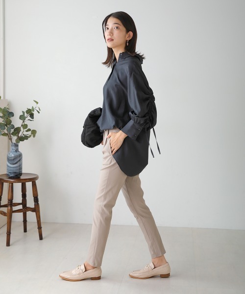 Bou Jeloud（ブージュルード）の「《抗菌・防臭加工》着丈＋3cm バック切替ラインHAKIYASEパンツ（その他パンツ・レディース・オリーブ/ブラック/グレー/ブルー/ベージュ/ボルドー・36/38/40/42/34）」の17枚目の写真