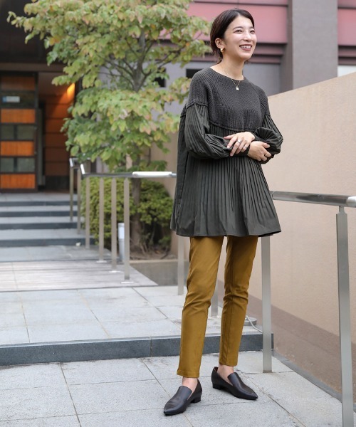 Bou Jeloud（ブージュルード）の「《抗菌・防臭加工》着丈＋3cm バック切替ラインHAKIYASEパンツ（その他パンツ・レディース・オリーブ/ブラック/グレー/ブルー/ベージュ/ボルドー・36/38/40/42/34）」の22枚目の写真