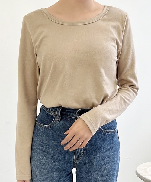 Doux Belle(ドゥーベル)の「裏起毛カットソー バックVネック(Tシャツ/カットソー・レディース・ライトグレー/ホワイト/ベージュ/ネイビー/ブラック・MEDIUM/LARGE)」の4枚目の写真