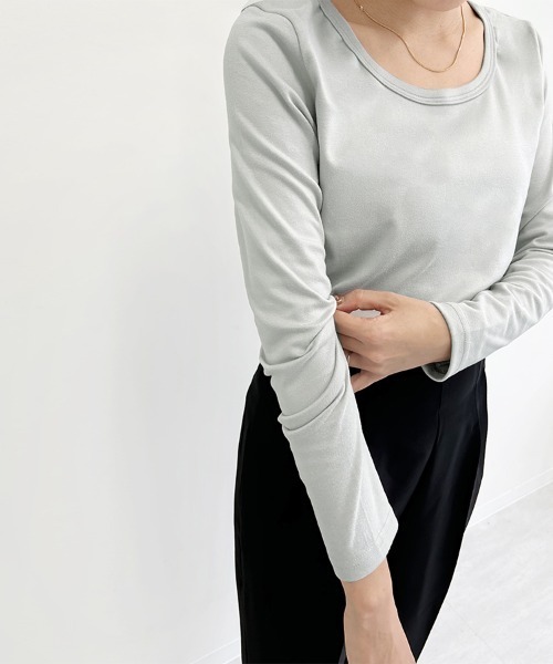 Doux Belle(ドゥーベル)の「裏起毛カットソー バックVネック(Tシャツ/カットソー・レディース・ライトグレー/ホワイト/ベージュ/ネイビー/ブラック・MEDIUM/LARGE)」の20枚目の写真
